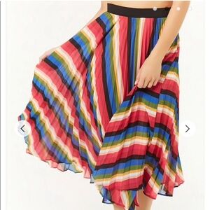 NWOT Sheer Pleated rainbow skirt